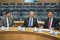 (From left) Prof. Benjamin Wah, Provost; Prof. Cheng Siwei; Vice-Chairman, Standing Committee of the 9th and 10th National People's Congress of the People's Republic of China; and CUHK Vice-Chancellor Prof. Joseph Sung